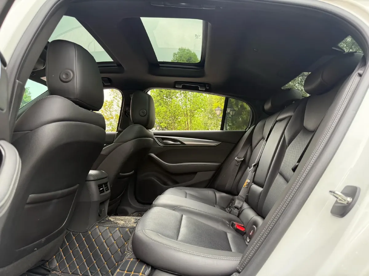 2024 Cadillac CT5 2.0T 237HP L4 10AT,autocango,china used car exporter,china ev exporter,chinese used car exporter,chinese used ev exporter