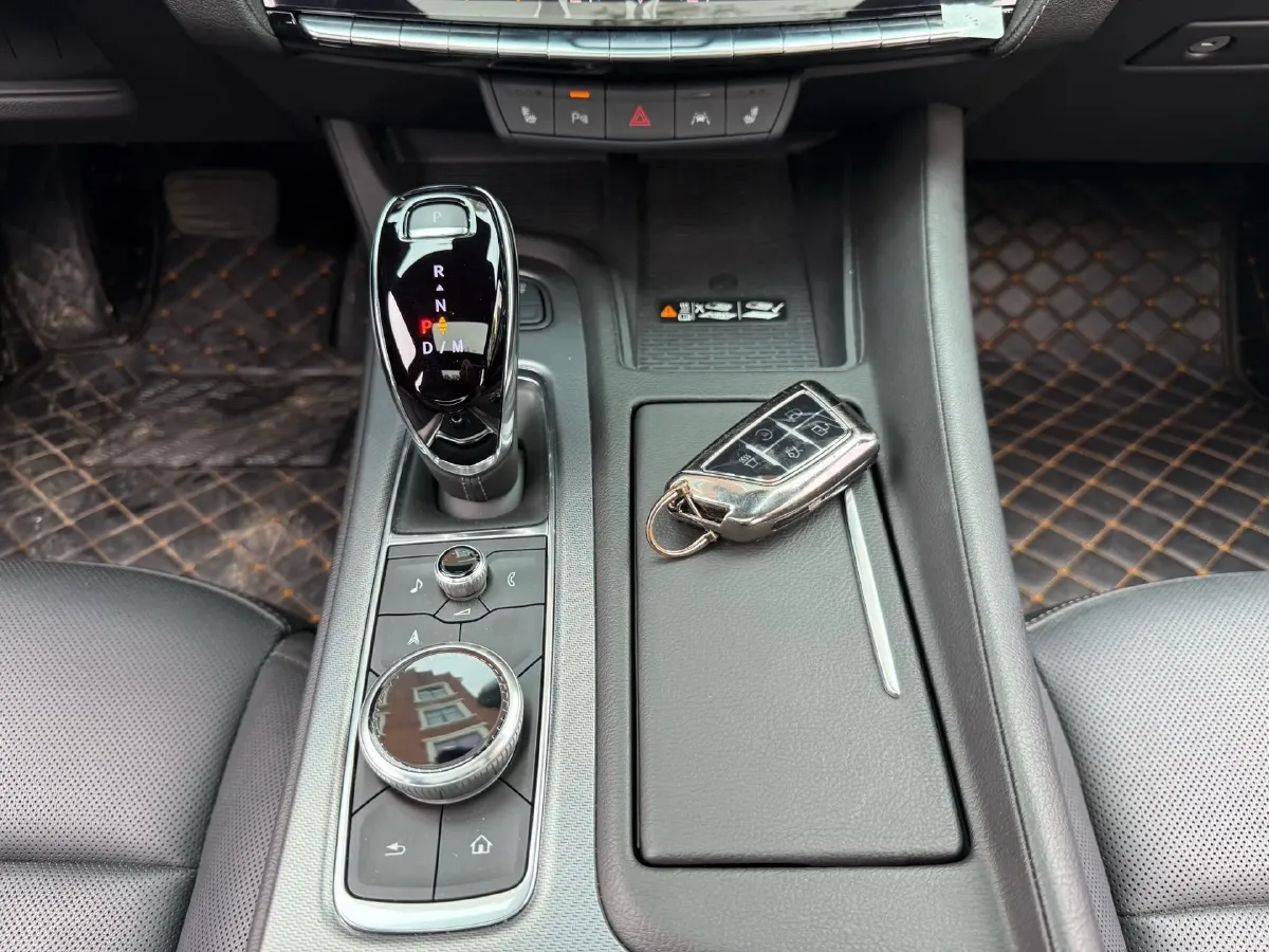 2024 Cadillac CT5 2.0T 237HP L4 10AT,autocango,china used car exporter,china ev exporter,chinese used car exporter,chinese used ev exporter