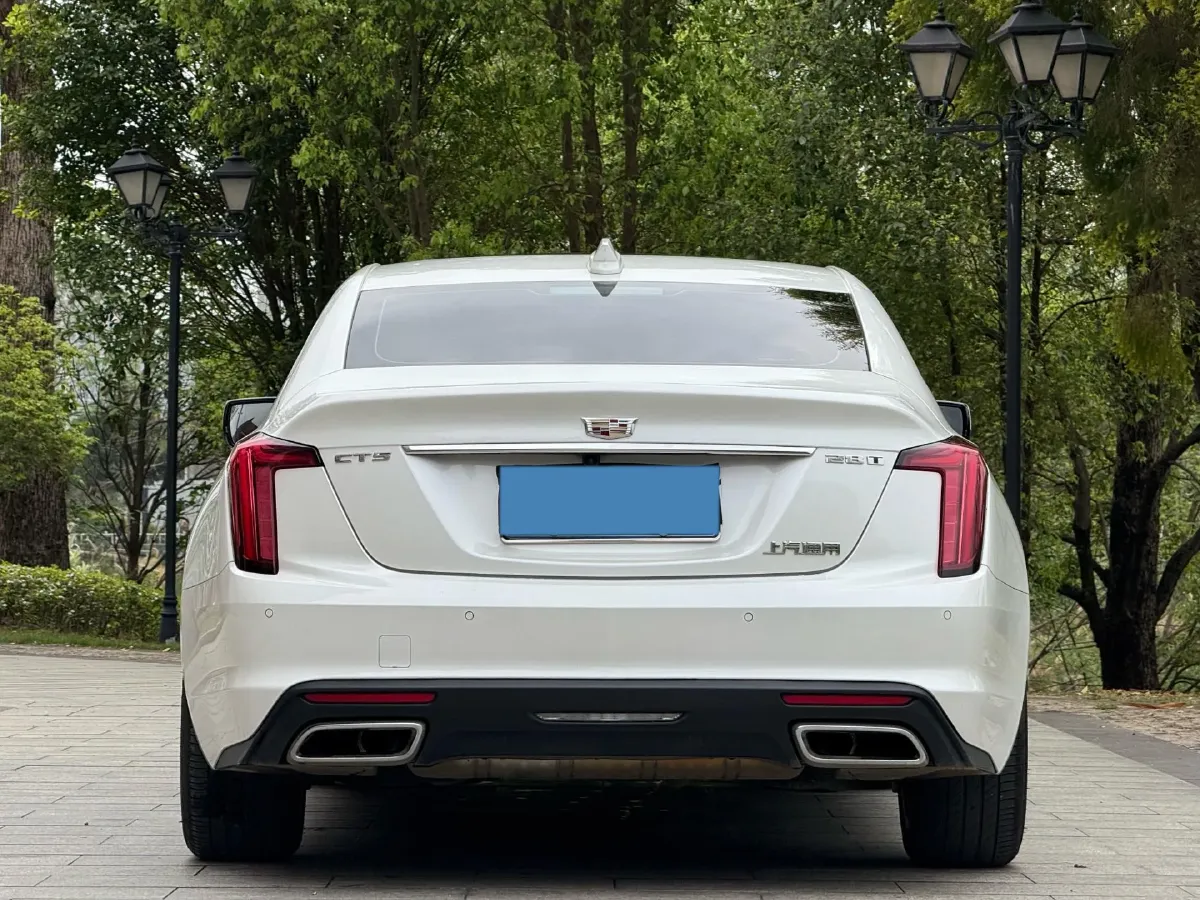 2024 Cadillac CT5 2.0T 237HP L4 10AT,autocango,china used car exporter,china ev exporter,chinese used car exporter,chinese used ev exporter