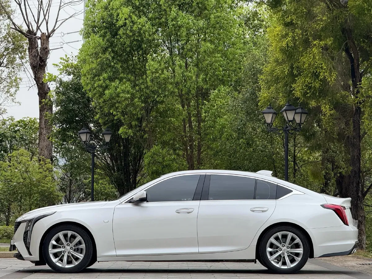 2024 Cadillac CT5 2.0T 237HP L4 10AT,autocango,china used car exporter,china ev exporter,chinese used car exporter,chinese used ev exporter