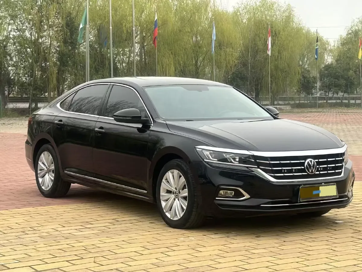 2020 Volkswagen Passat 2.0T 186HP L4 7DCT,autocango,china used car exporter,china ev exporter,chinese used car exporter,chinese used ev exporter