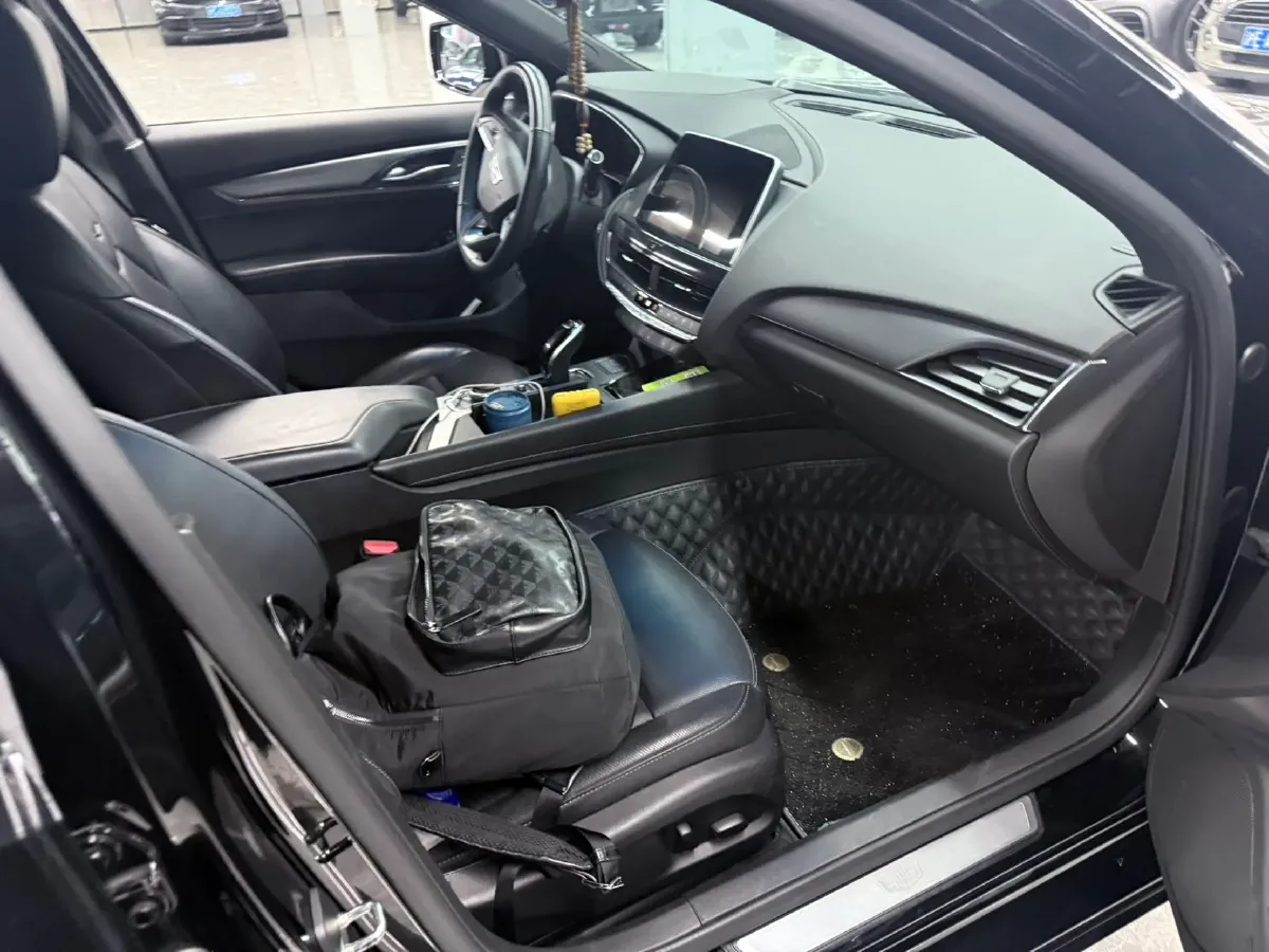 2023 Cadillac CT5 2.0T 237HP L4 10AT,autocango,china used car exporter,china ev exporter,chinese used car exporter,chinese used ev exporter