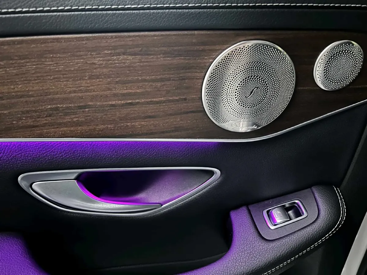 2021 Mercedes-Benz GLC Class 2.0T 258HP L4 9AT,autocango,china used car exporter,china ev exporter,chinese used car exporter,chinese used ev exporter