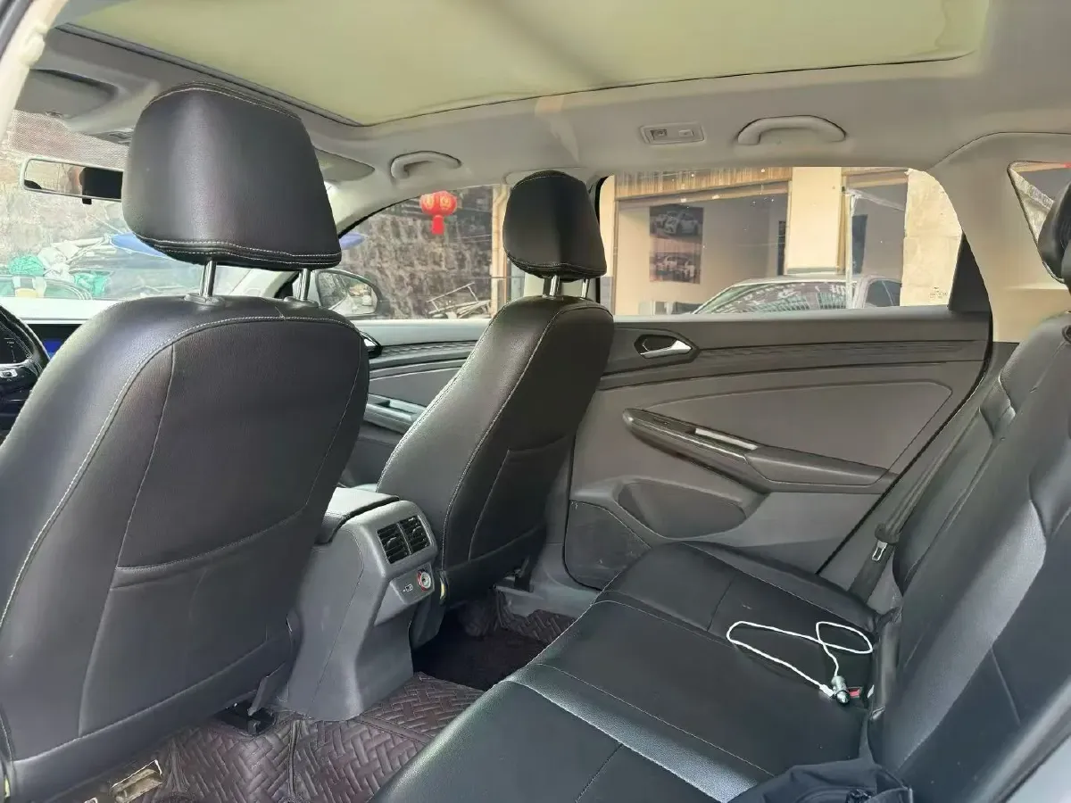 2021 Jetta VS7 1.4T 150HP L4 6AT,autocango,china used car exporter,china ev exporter,chinese used car exporter,chinese used ev exporter