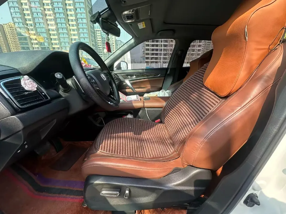 2020 Honda UR-V 2.0T 272HP L4 9AT,autocango,china used car exporter,china ev exporter,chinese used car exporter,chinese used ev exporter