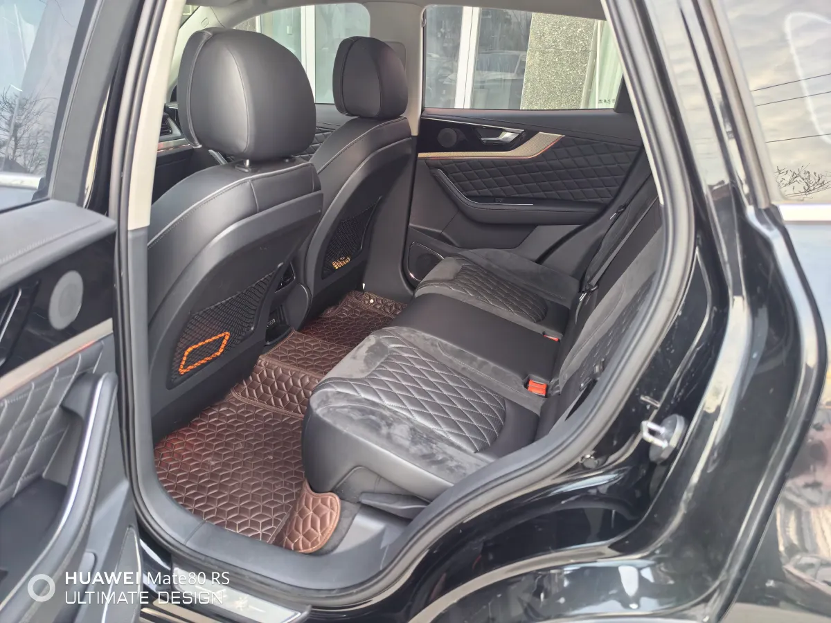 2019 HongQi HS5 2.0T 224HP L4 6AT,autocango,china used car exporter,china ev exporter,chinese used car exporter,chinese used ev exporter