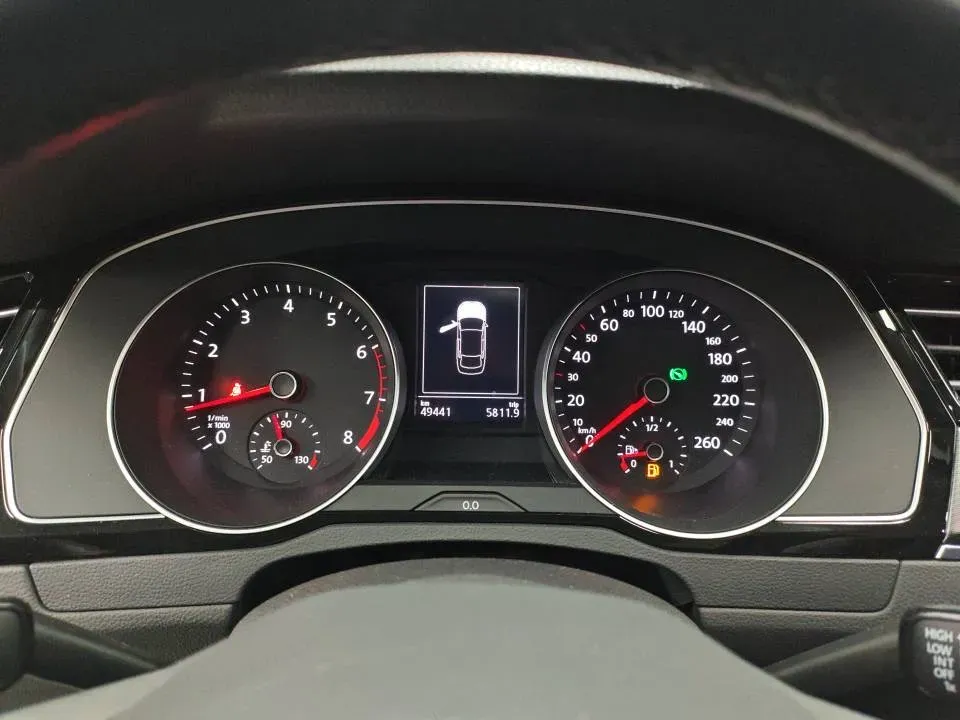 2020 Volkswagen Magotan 2.0T 186HP L4 7DCT,autocango,china used car exporter,china ev exporter,chinese used car exporter,chinese used ev exporter