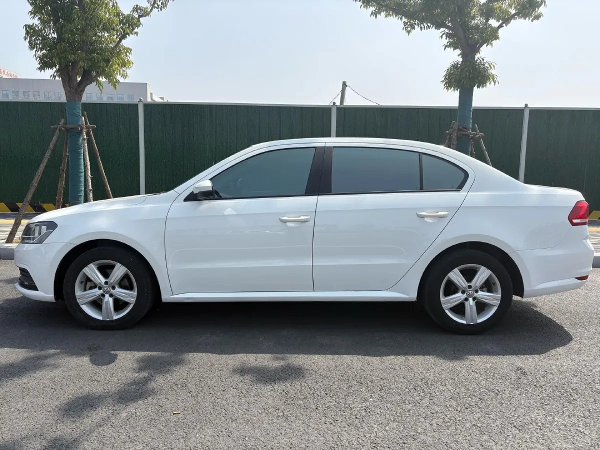 2017 Buick Excelle 1.5L 114HP L4 5MT,autocango,china used car exporter,china ev exporter,chinese used car exporter,chinese used ev exporter