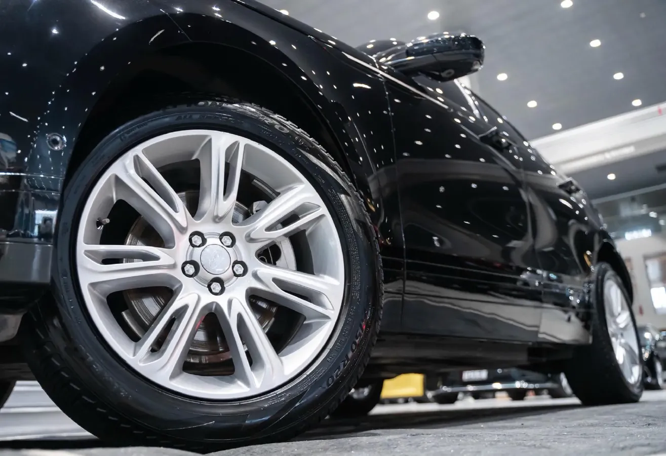 2022 Land Rover Range Rover Velar 2.0T 250HP L4 8AT,autocango,china used car exporter,china ev exporter,chinese used car exporter,chinese used ev exporter