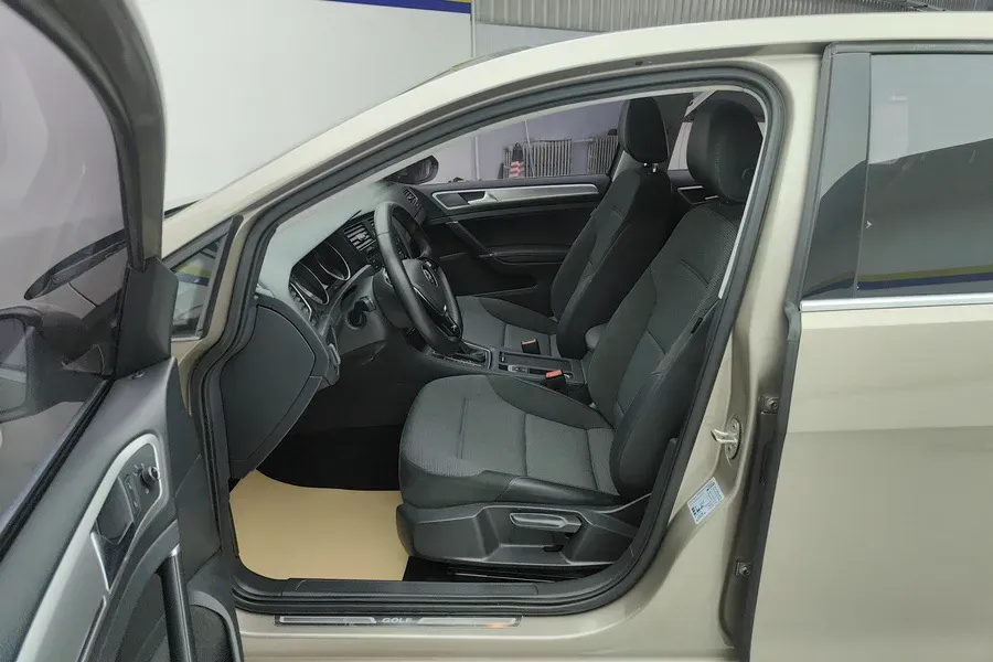 2018 Volkswagen Golf 1.4T 131HP L4 7DCT,autocango,china used car exporter,china ev exporter,chinese used car exporter,chinese used ev exporter