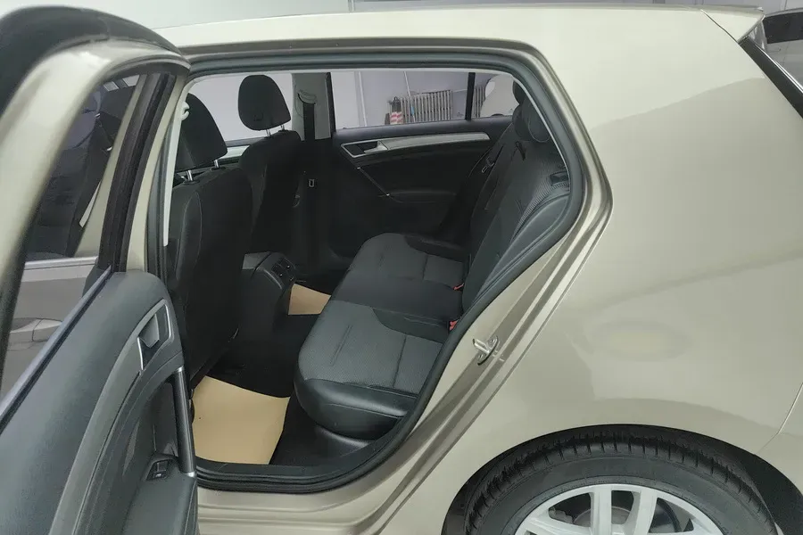 2018 Volkswagen Golf 1.4T 131HP L4 7DCT,autocango,china used car exporter,china ev exporter,chinese used car exporter,chinese used ev exporter