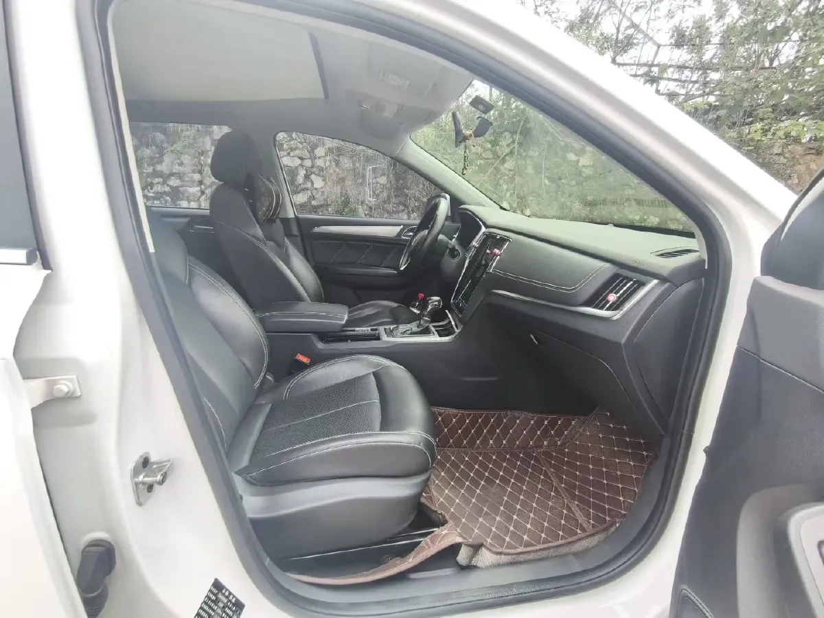 2018 Roewe RX5 1.5T 169HP L4 7DCT,autocango,china used car exporter,china ev exporter,chinese used car exporter,chinese used ev exporter