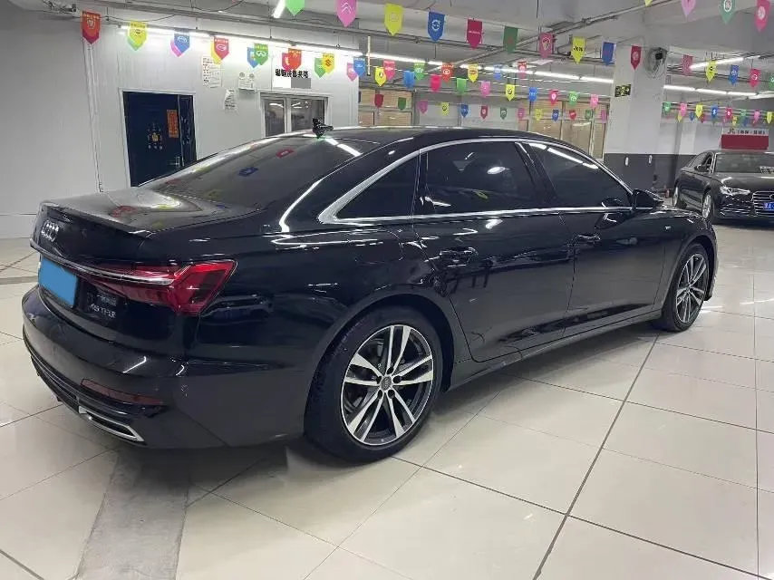 2019 Audi A6L 2.0T 190HP L4 7DCT,autocango,china used car exporter,china ev exporter,chinese used car exporter,chinese used ev exporter