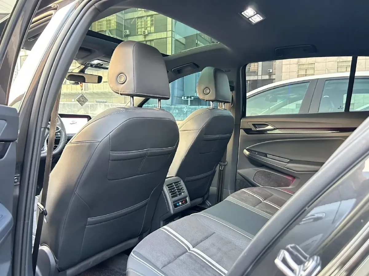 2023 Volkswagen Golf 1.4T 150HP L4 7DCT,autocango,china used car exporter,china ev exporter,chinese used car exporter,chinese used ev exporter