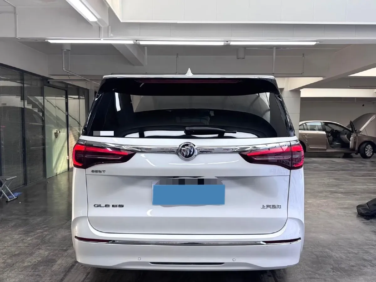 2021 Buick GL8 2.0T 237HP L4 9AT,autocango,china used car exporter,china ev exporter,chinese used car exporter,chinese used ev exporter