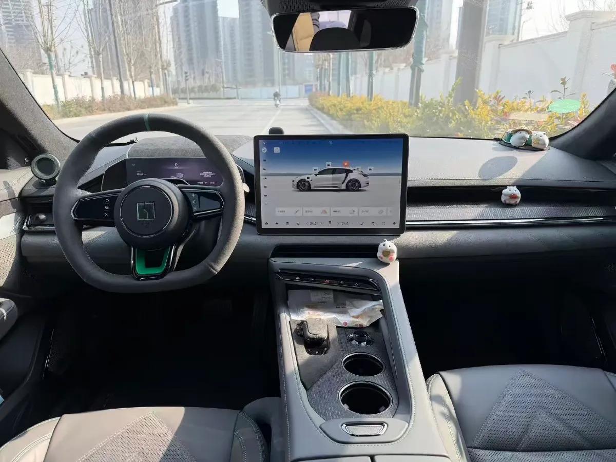 2022 Zeekr 001 BEV 100KWH,autocango,china used car exporter,china ev exporter,chinese used car exporter,chinese used ev exporter