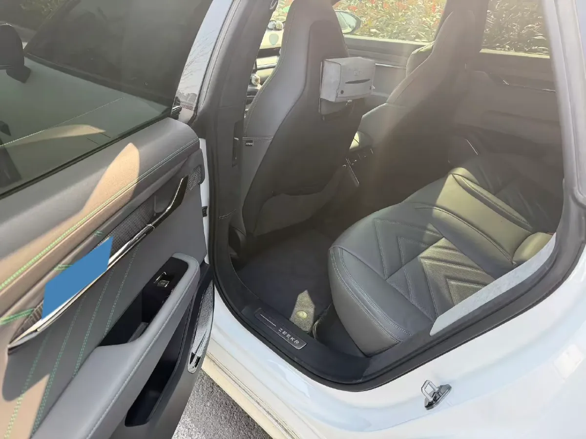 2022 Zeekr 001 BEV 100KWH,autocango,china used car exporter,china ev exporter,chinese used car exporter,chinese used ev exporter