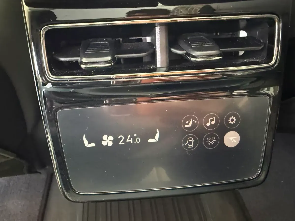 2022 Zeekr 001 BEV 100KWH,autocango,china used car exporter,china ev exporter,chinese used car exporter,chinese used ev exporter