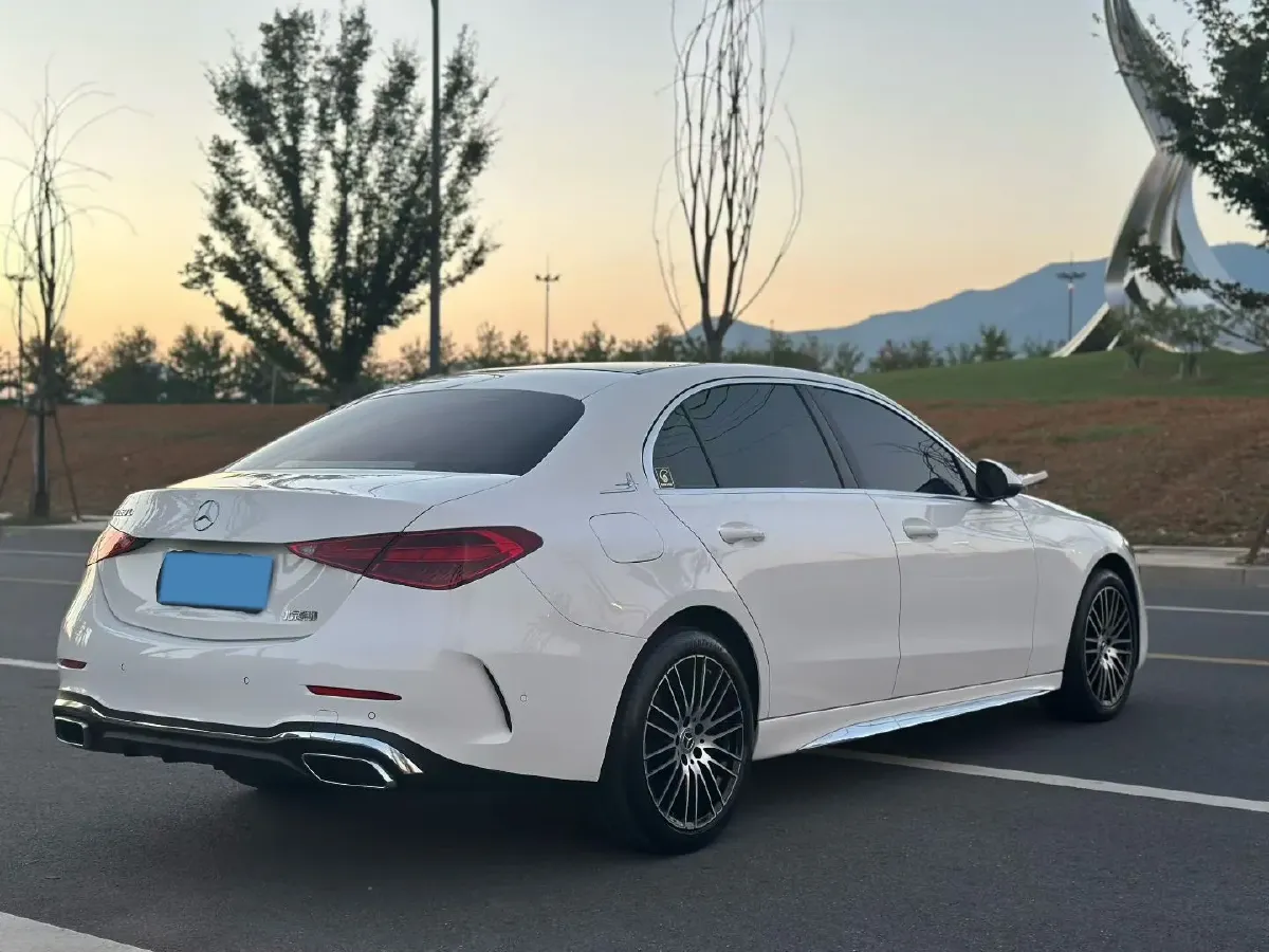 2023 Mercedes-Benz C Class 1.5T 204HP L4 9AT,autocango,china used car exporter,china ev exporter,chinese used car exporter,chinese used ev exporter
