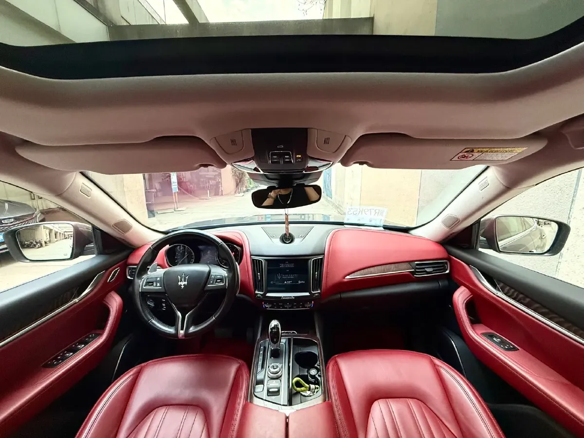 2018 Maserati Levante 3.0T 350HP V6 8AT,autocango,china used car exporter,china ev exporter,chinese used car exporter,chinese used ev exporter