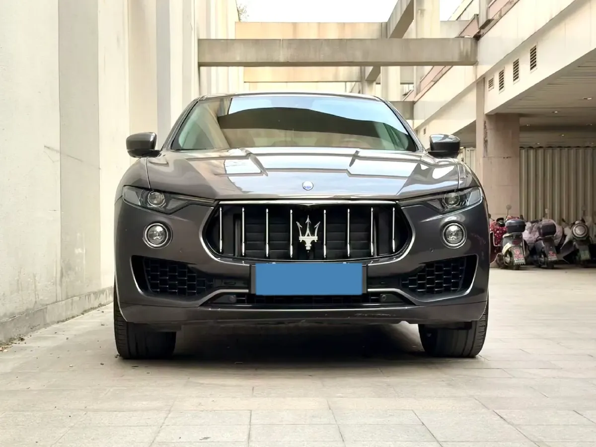 2018 Maserati Levante 3.0T 350HP V6 8AT,autocango,china used car exporter,china ev exporter,chinese used car exporter,chinese used ev exporter