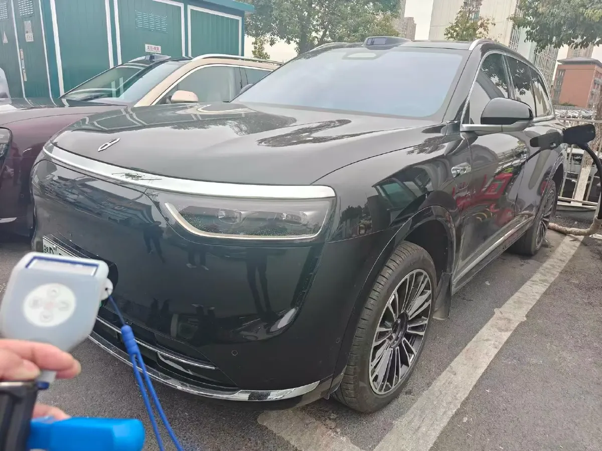 2025 AITO AITO M8 REEV 160HP REEV 53.4KWH,autocango,china used car exporter,china ev exporter,chinese used car exporter,chinese used ev exporter