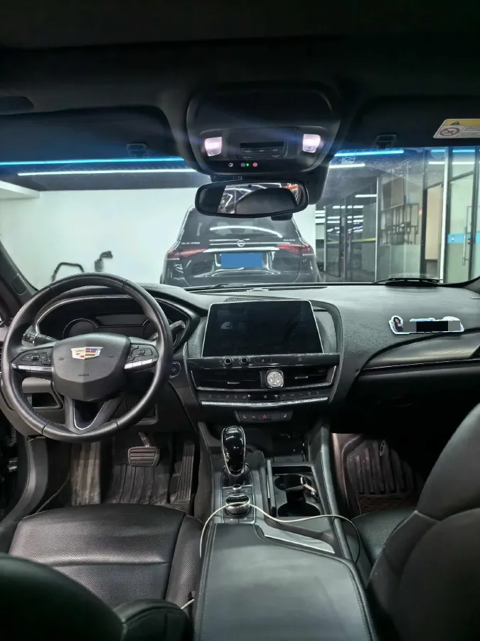 2021 Cadillac CT5 2.0T 237HP L4 10AT,autocango,china used car exporter,china ev exporter,chinese used car exporter,chinese used ev exporter