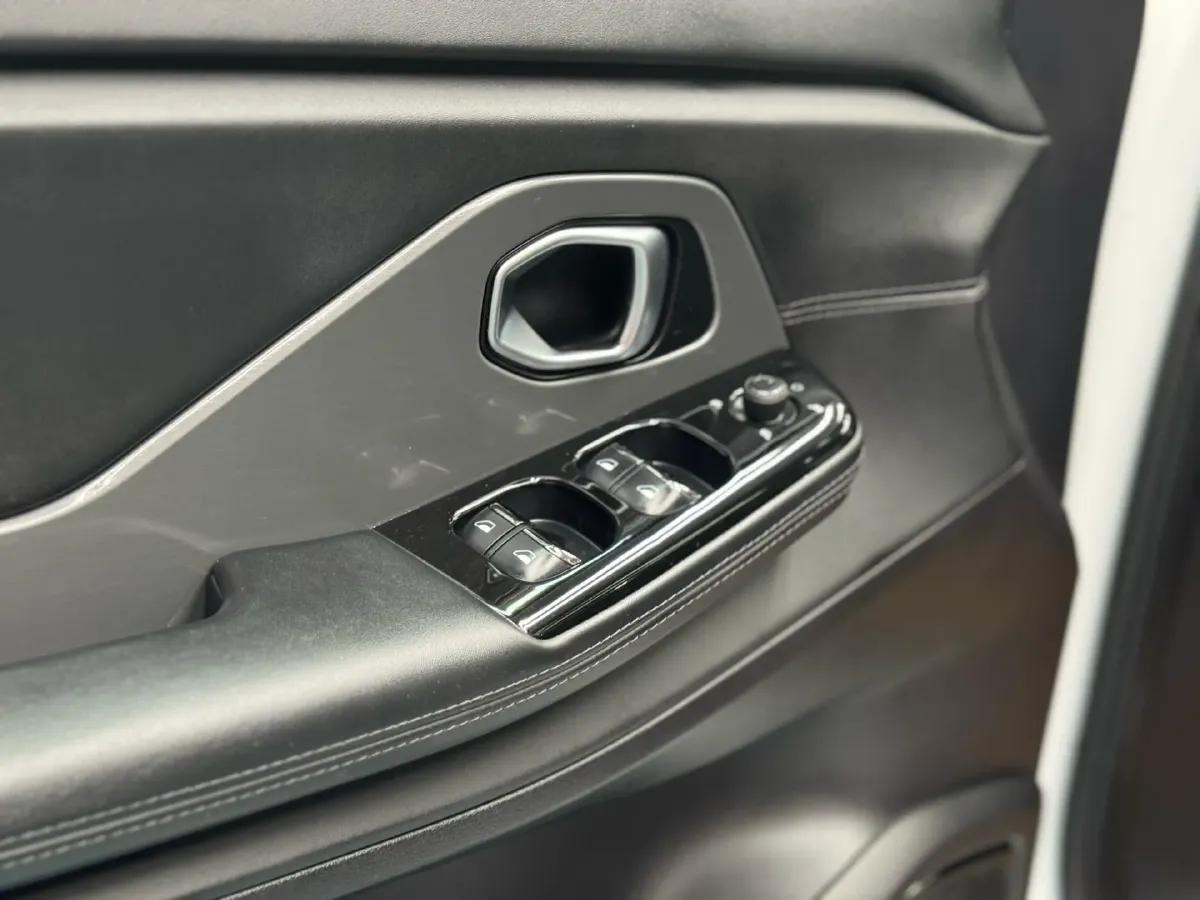 2018 NIO ES8 BEV 70KWH,autocango,china used car exporter,china ev exporter,chinese used car exporter,chinese used ev exporter