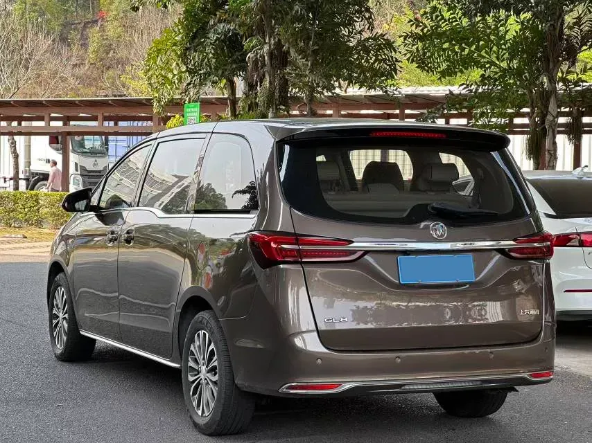 2023 Buick GL8 2.0T 237HP L4 9AT,autocango,china used car exporter,china ev exporter,chinese used car exporter,chinese used ev exporter