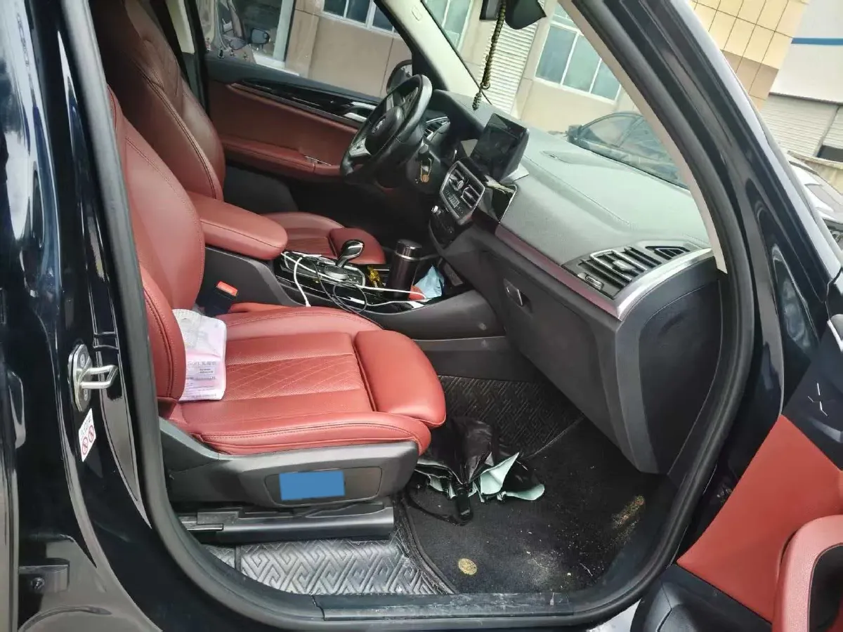 2023 BMW X3 2.0T 184HP L4 8AT,autocango,china used car exporter,china ev exporter,chinese used car exporter,chinese used ev exporter