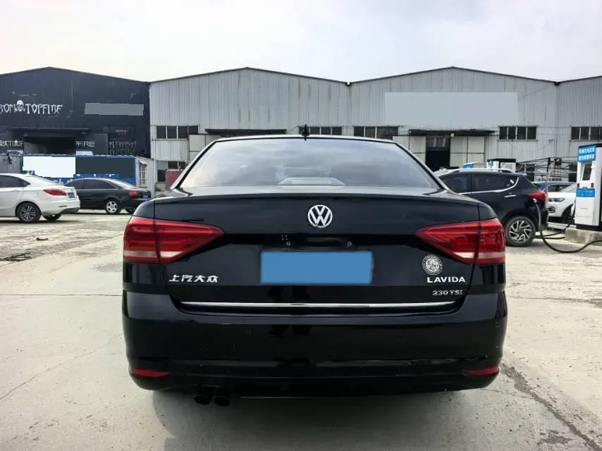 2017 Volkswagen Lavida 1.4T 131HP L4 7DCT,autocango,china used car exporter,china ev exporter,chinese used car exporter,chinese used ev exporter
