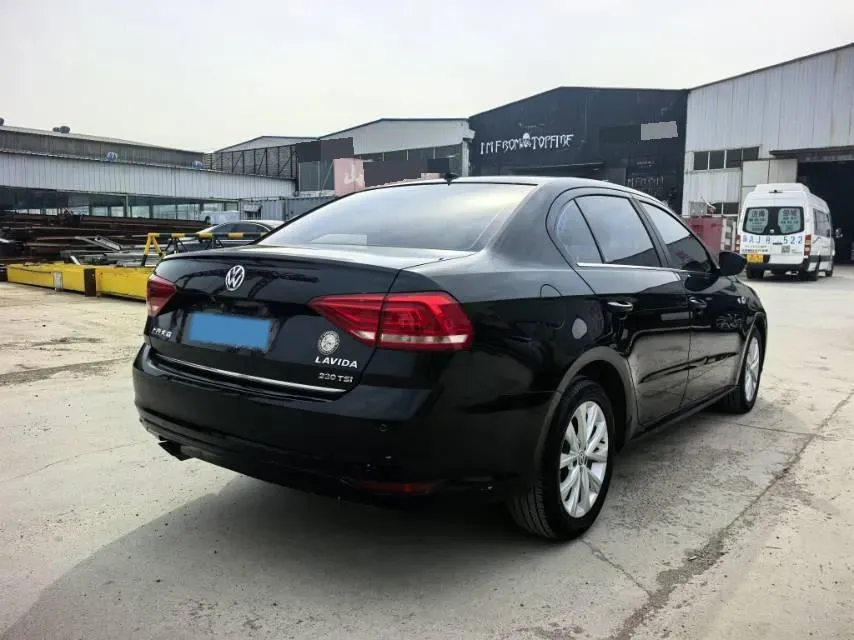 2017 Volkswagen Lavida 1.4T 131HP L4 7DCT,autocango,china used car exporter,china ev exporter,chinese used car exporter,chinese used ev exporter