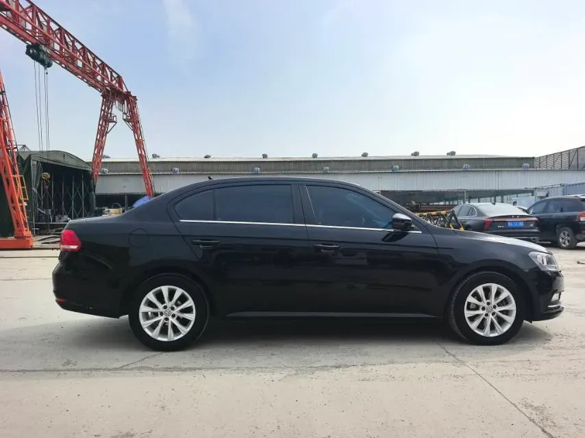 2017 Volkswagen Lavida 1.4T 131HP L4 7DCT,autocango,china used car exporter,china ev exporter,chinese used car exporter,chinese used ev exporter