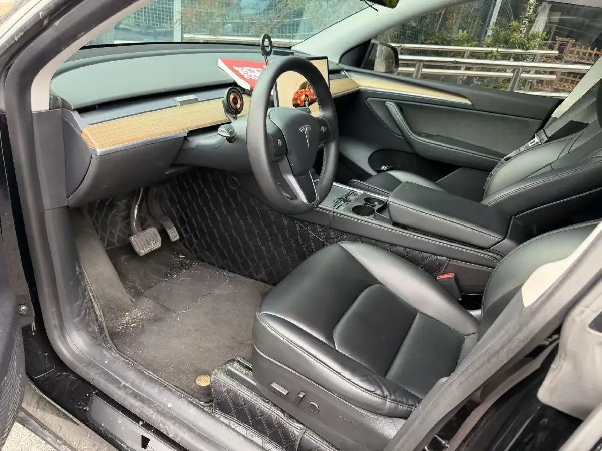 2022 Tesla Model Y BEV 60KWH,autocango,china used car exporter,china ev exporter,chinese used car exporter,chinese used ev exporter