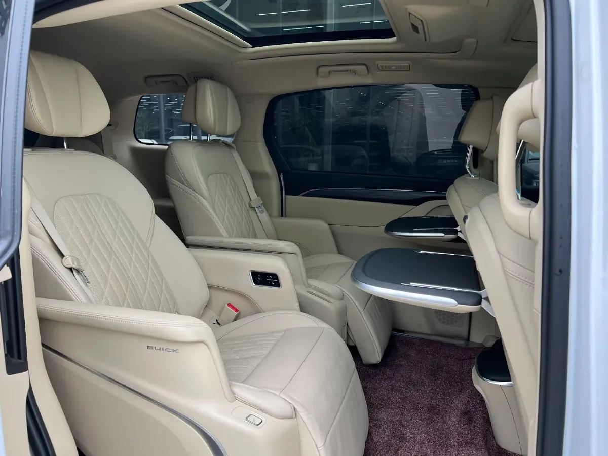 2023 Buick GL8 2.0T 237HP L4 9AT,autocango,china used car exporter,china ev exporter,chinese used car exporter,chinese used ev exporter