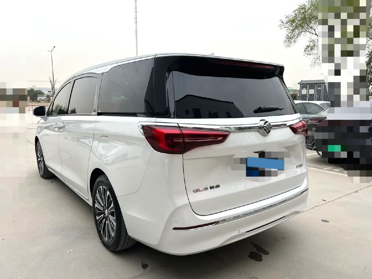 2023 Buick GL8 2.0T 237HP L4 9AT,autocango,china used car exporter,china ev exporter,chinese used car exporter,chinese used ev exporter