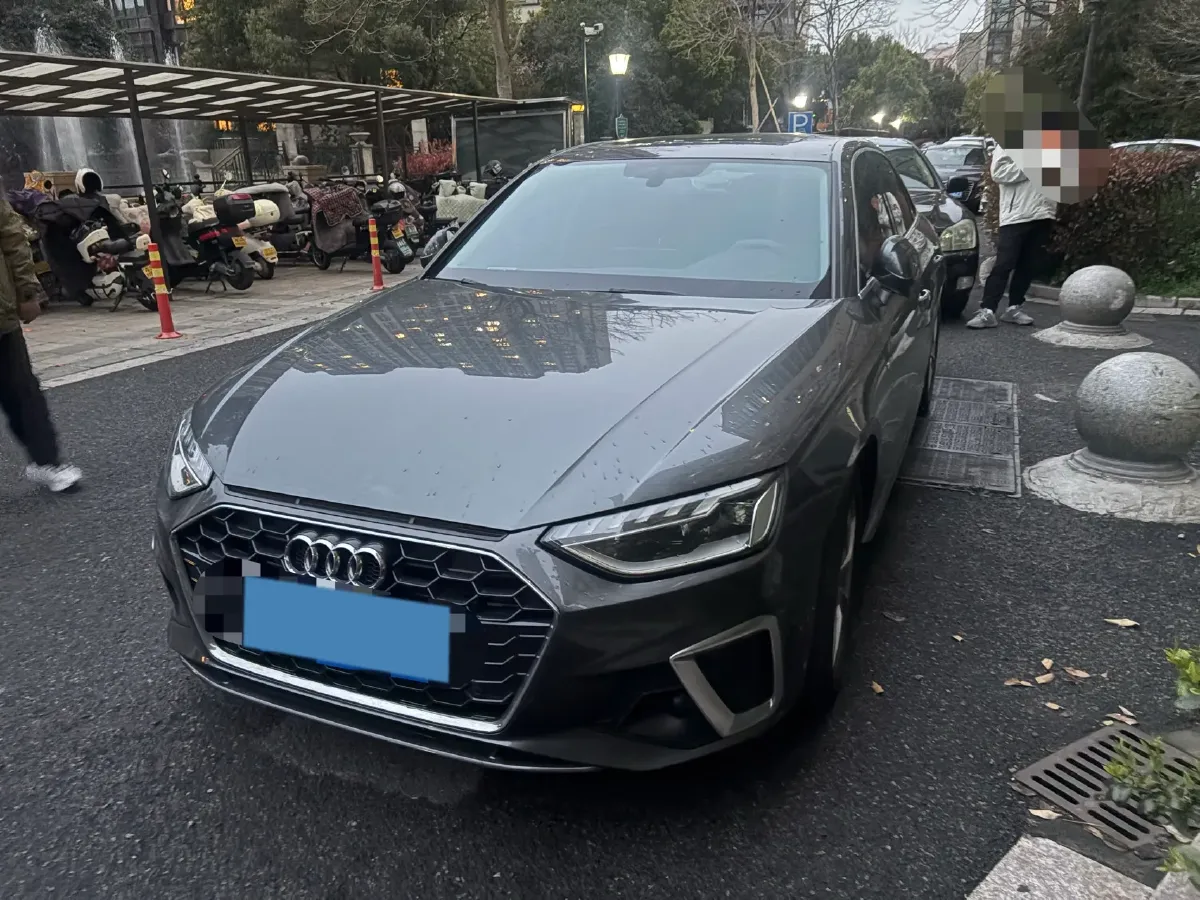 2020 Audi A4L 2.0T 150HP L4 7DCT,autocango,china used car exporter,china ev exporter,chinese used car exporter,chinese used ev exporter