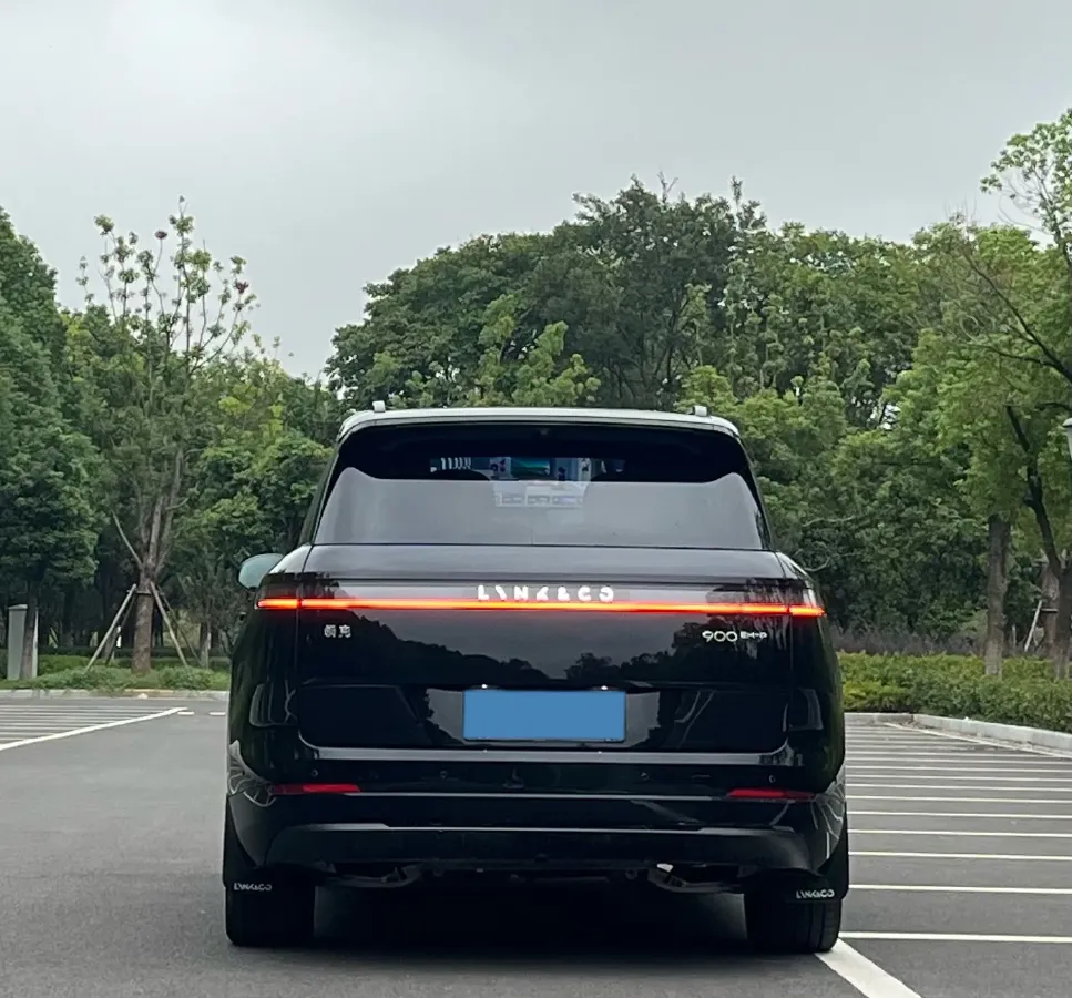 2025 LYNK&CO 900 1.5T 190HP L4 3DHT PHEV,autocango,china used car exporter,china ev exporter,chinese used car exporter,chinese used ev exporter
