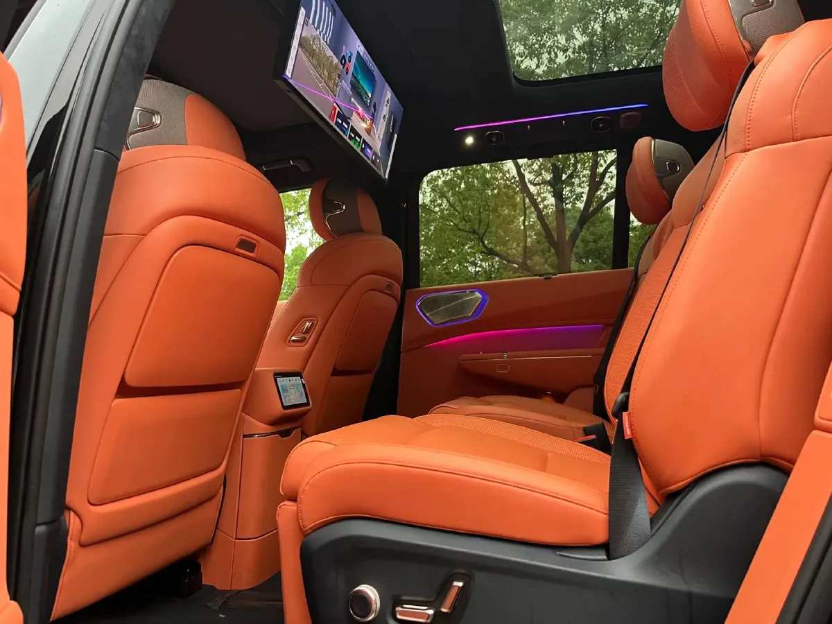 2025 LYNK&CO 900 1.5T 190HP L4 3DHT PHEV,autocango,china used car exporter,china ev exporter,chinese used car exporter,chinese used ev exporter