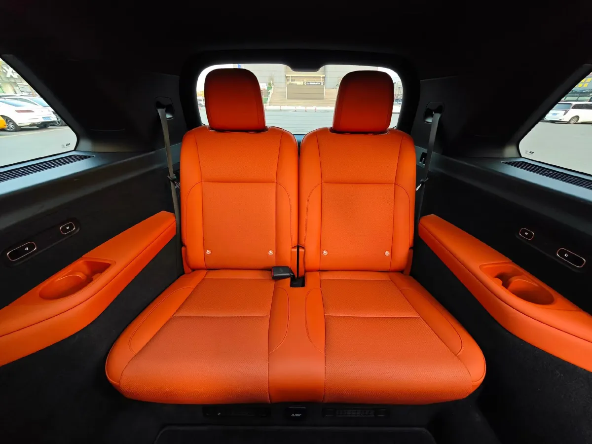 2024 Li L9 Range Extended 154HP REEV 52.3KWH,autocango,china used car exporter,china ev exporter,chinese used car exporter,chinese used ev exporter