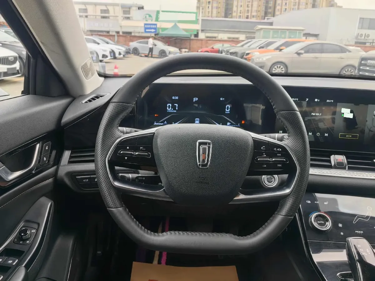 2023 Bestune B70 1.5T 169HP L4 7DCT,autocango,china used car exporter,china ev exporter,chinese used car exporter,chinese used ev exporter