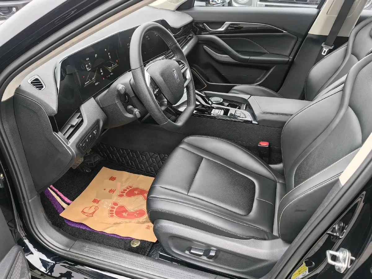 2023 Bestune B70 1.5T 169HP L4 7DCT,autocango,china used car exporter,china ev exporter,chinese used car exporter,chinese used ev exporter