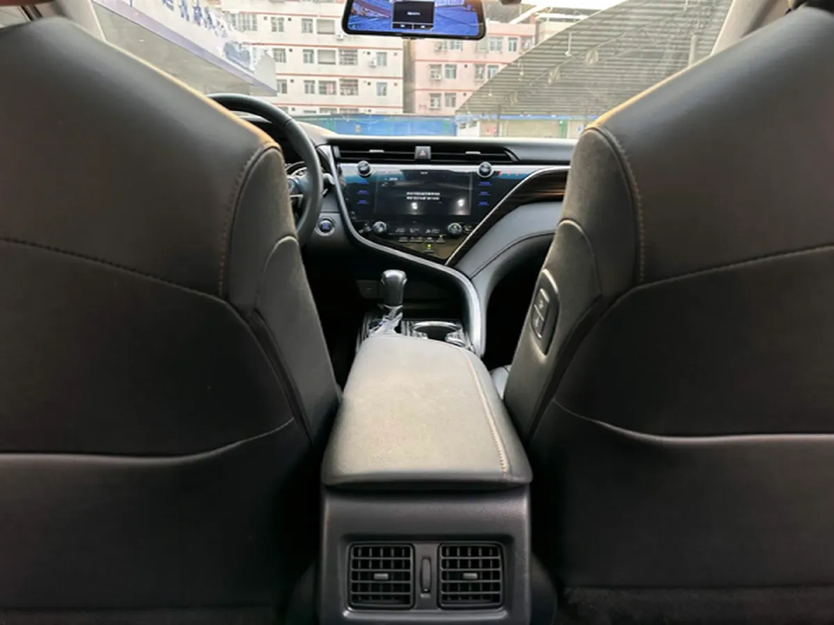 2019 Toyota Camry 2.5L 209HP L4 8AT,autocango,china used car exporter,china ev exporter,chinese used car exporter,chinese used ev exporter