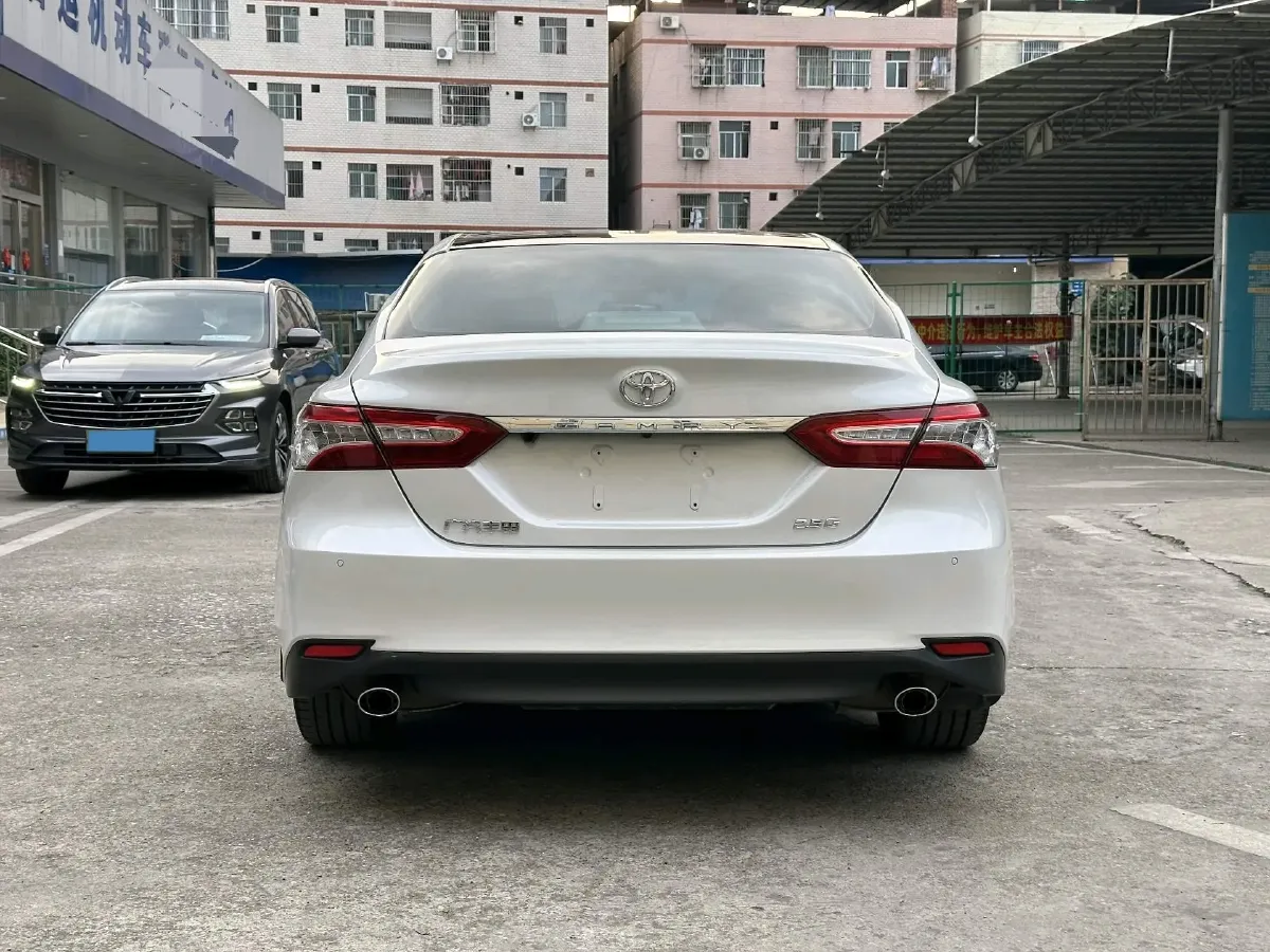 2019 Toyota Camry 2.5L 209HP L4 8AT,autocango,china used car exporter,china ev exporter,chinese used car exporter,chinese used ev exporter