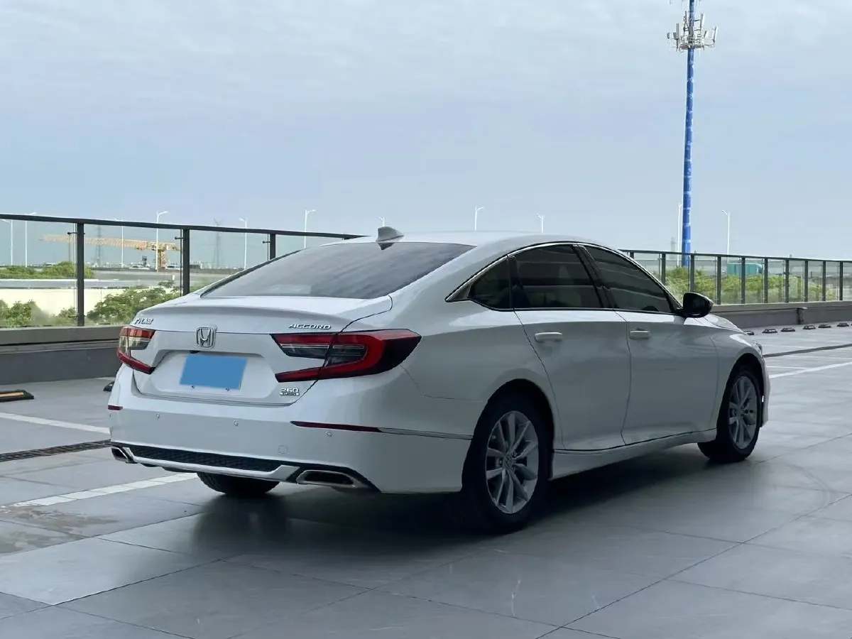 2022 Honda Accord 1.5T 194HP L4 CVT,autocango,china used car exporter,china ev exporter,chinese used car exporter,chinese used ev exporter