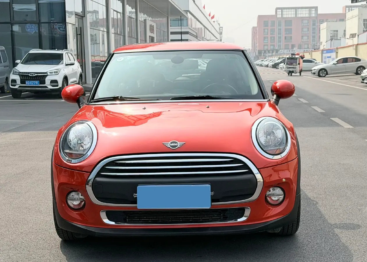 2019 MINI MINI 1.5T 102HP L3 7DCT,autocango,china used car exporter,china ev exporter,chinese used car exporter,chinese used ev exporter