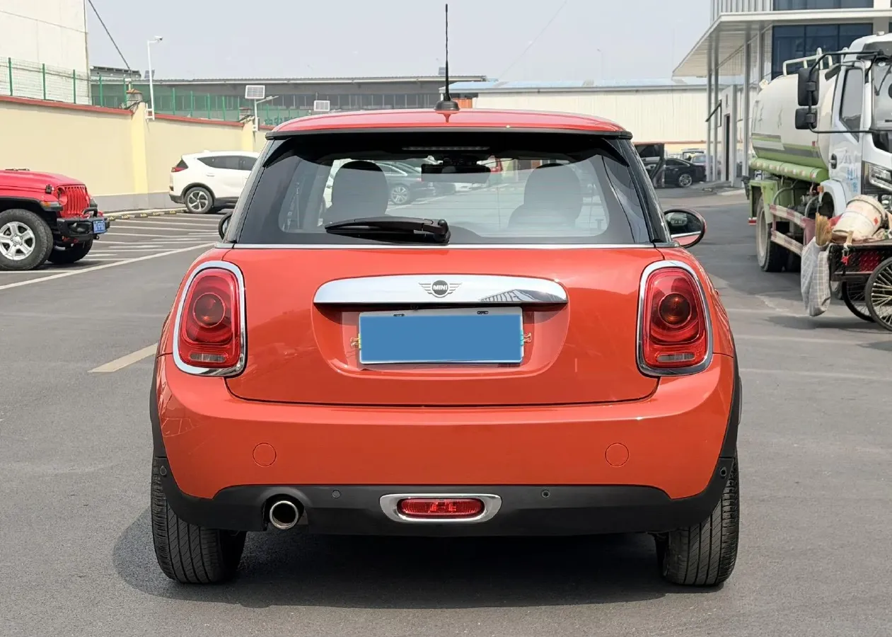 2019 MINI MINI 1.5T 102HP L3 7DCT,autocango,china used car exporter,china ev exporter,chinese used car exporter,chinese used ev exporter