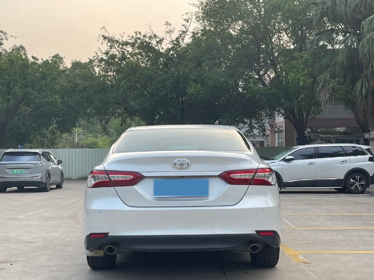 2019 Toyota Camry 2.5L 209HP L4 8AT,autocango,china used car exporter,china ev exporter,chinese used car exporter,chinese used ev exporter