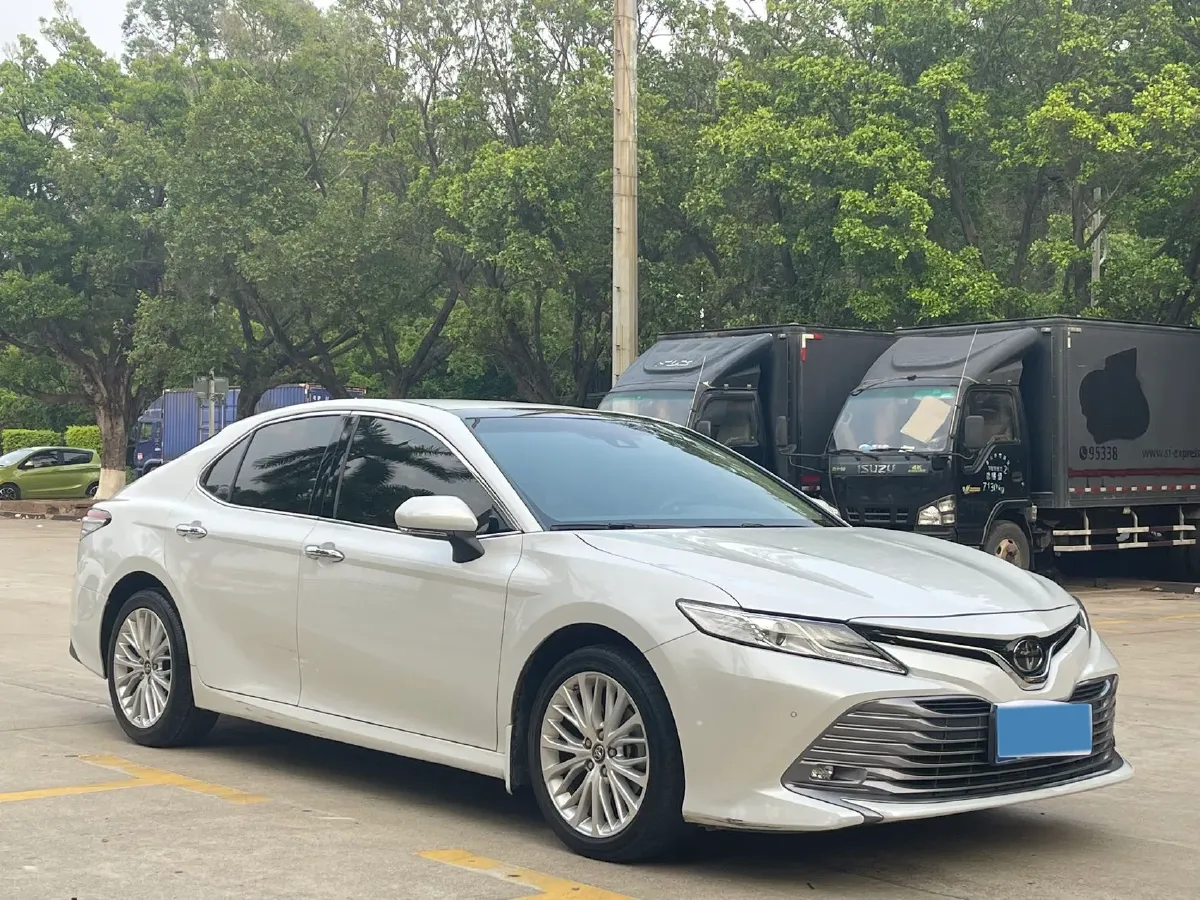 2019 Toyota Camry 2.5L 209HP L4 8AT,autocango,china used car exporter,china ev exporter,chinese used car exporter,chinese used ev exporter