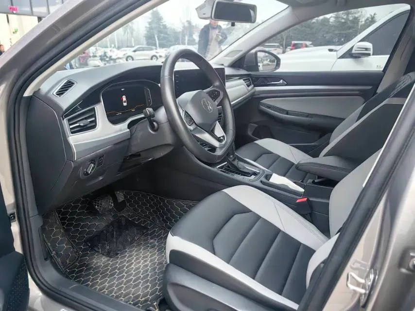 2023 Volkswagen Bora 1.5T 160HP L4 7DCT,autocango,china used car exporter,china ev exporter,chinese used car exporter,chinese used ev exporter